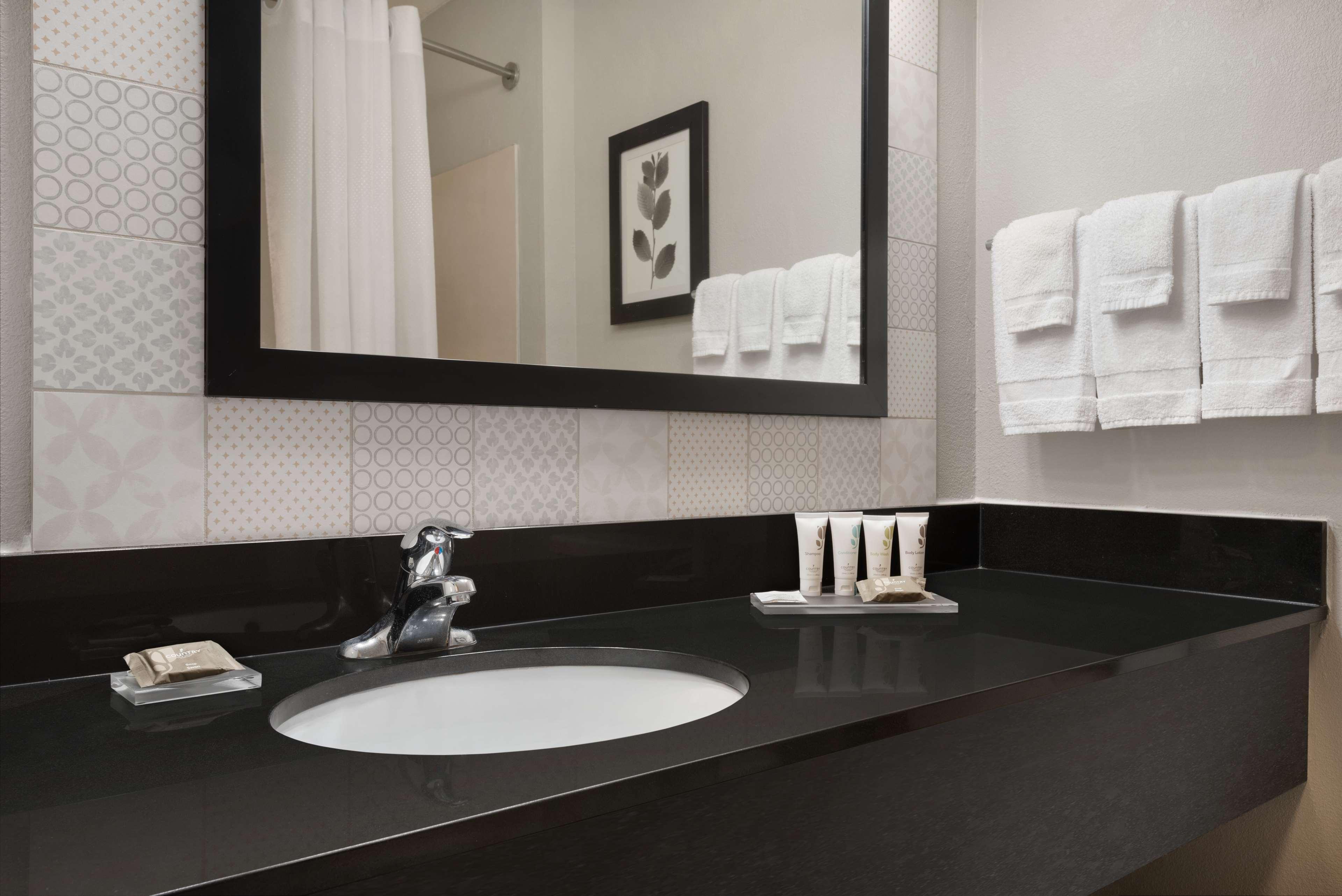 Country Inn & Suites By Radisson, Brookings Ngoại thất bức ảnh
