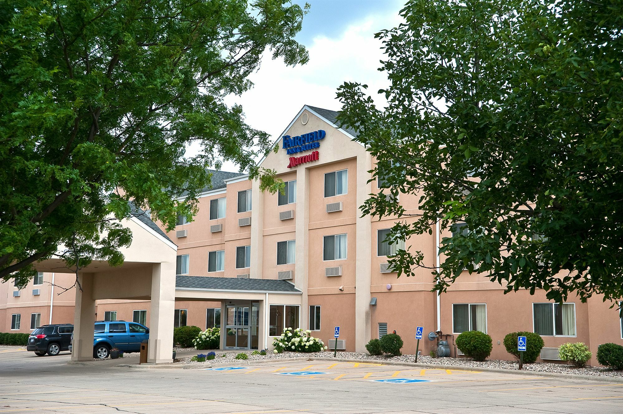 Country Inn & Suites By Radisson, Brookings Ngoại thất bức ảnh